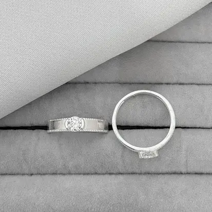 ANEL 4MM ZIRCONIA MEIO
