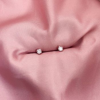Brinco Zirconia 4mm