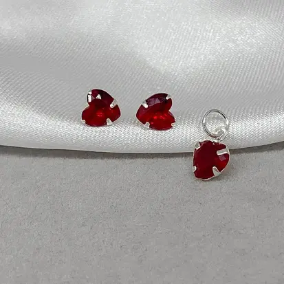 CONJUNTO CORAÇÃO VERMELHO SEM VENEZIANA