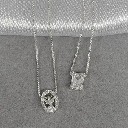 ESCAPULARIO ESPIRITO SANTO OVAL + ZIRCONIA