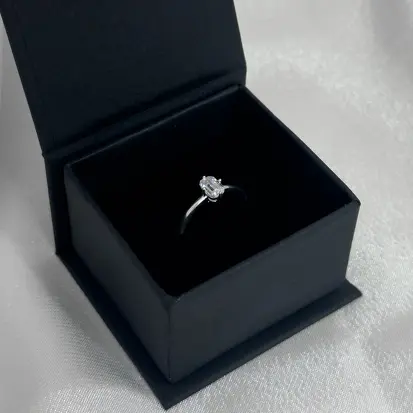 ANEL RETANGULO MOISSANITE 4X6MM