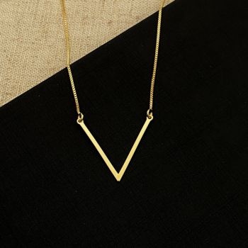 Gargantilha V Pequeno Dourado