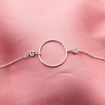 Pulseira Circulo Vazado Zirconias