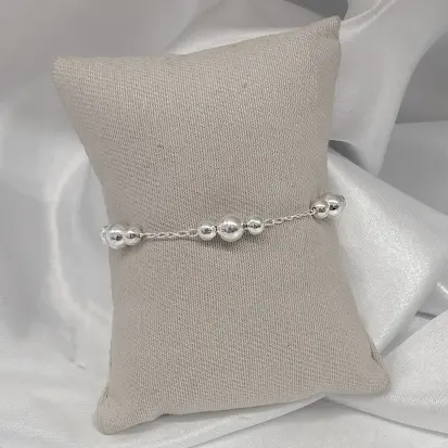 PULSEIRA TRIOS DE BOLINHAS M E G